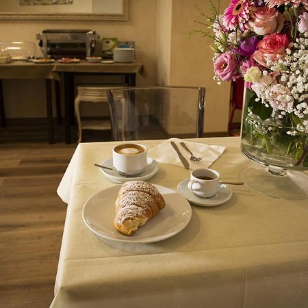 Hotel Della Rosa Ancona Esterno foto