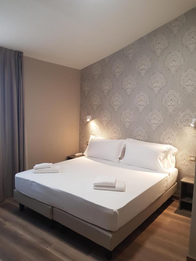 Hotel Della Rosa Ancona Esterno foto