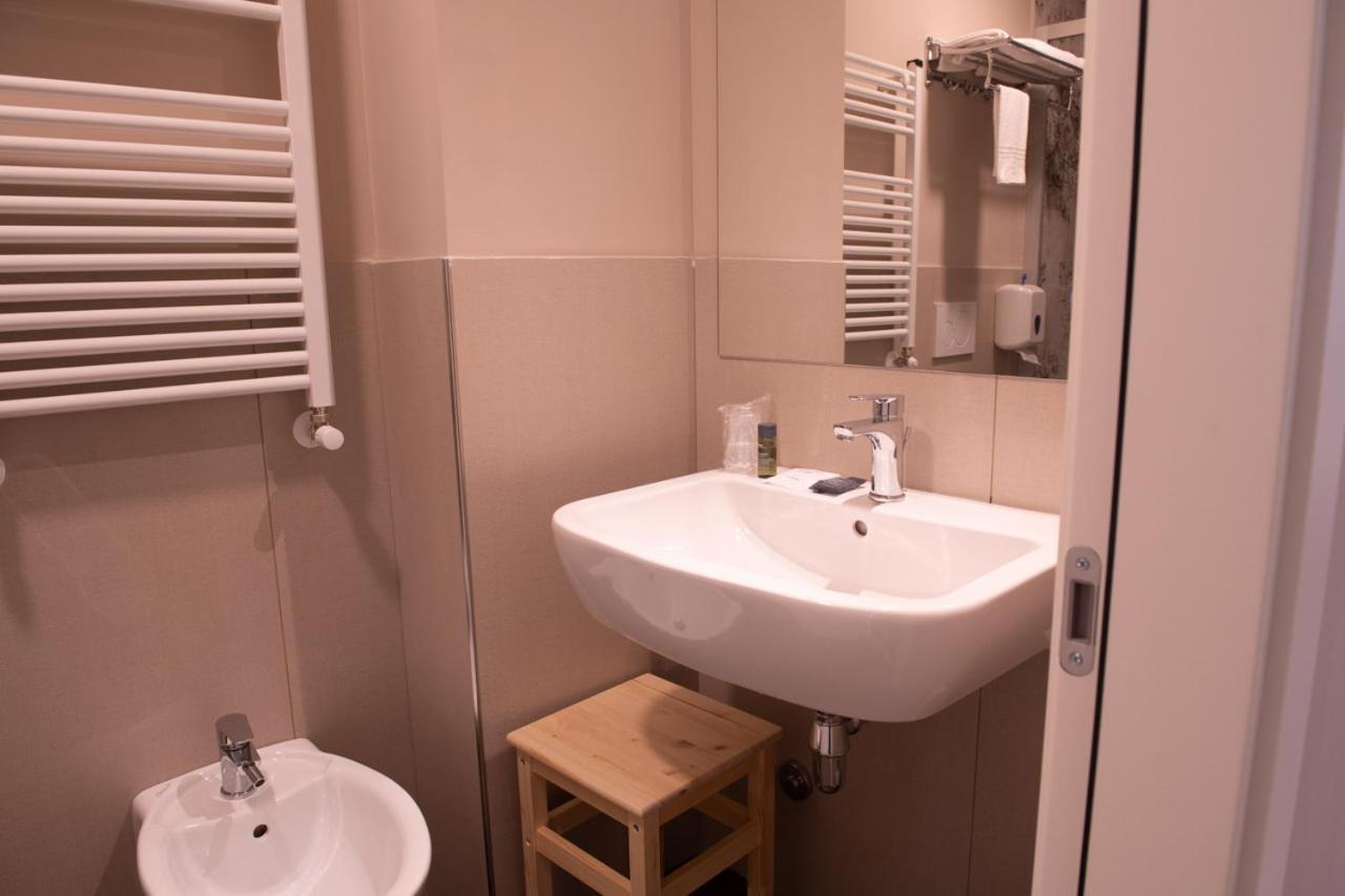 Hotel Della Rosa Ancona Esterno foto