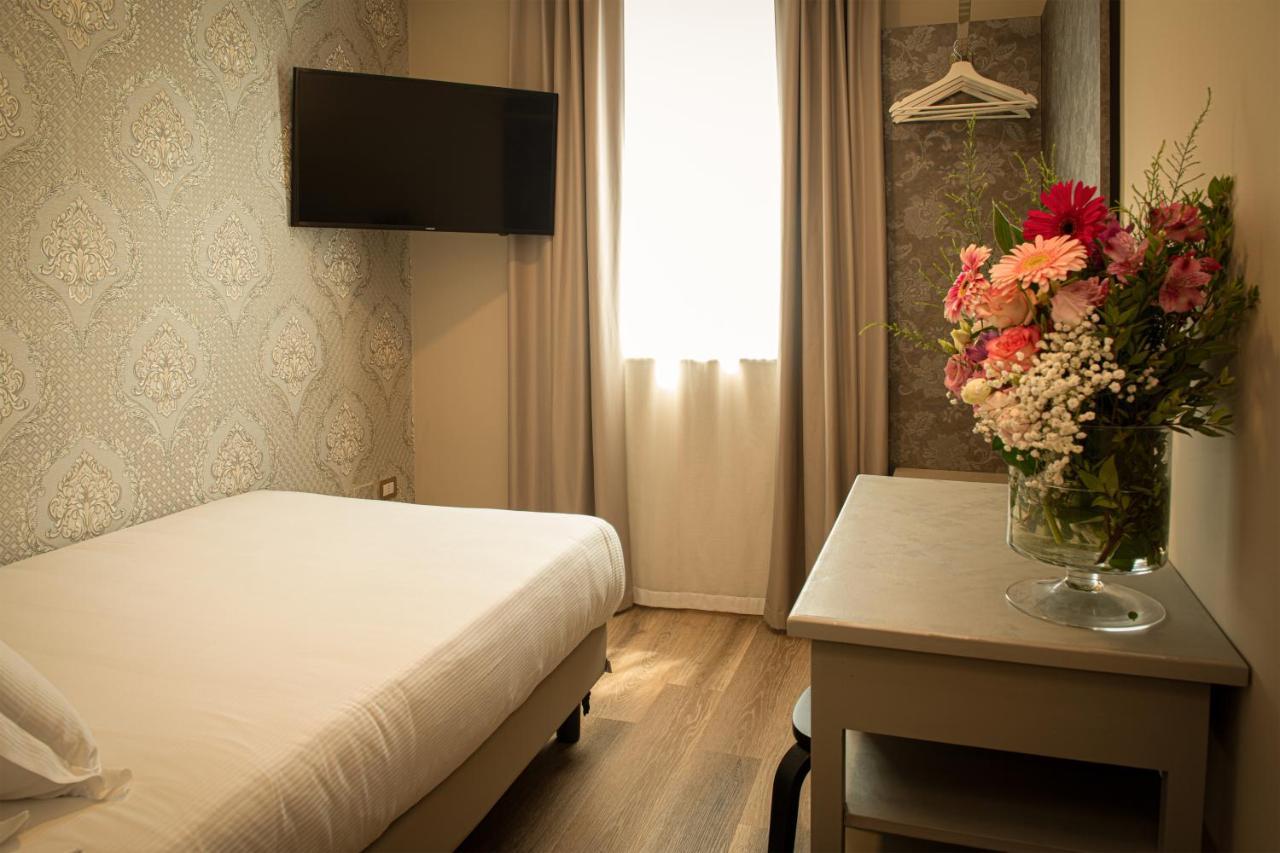 Hotel Della Rosa Ancona Esterno foto