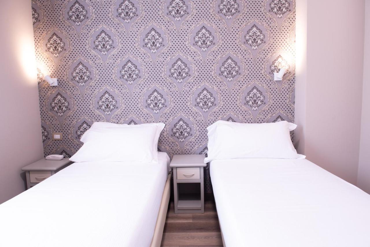 Hotel Della Rosa Ancona Esterno foto
